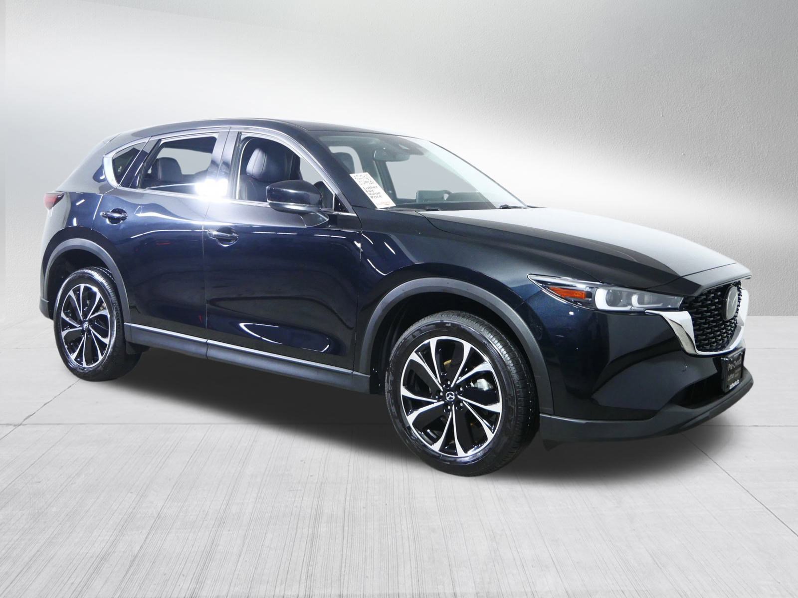 2023 Mazda CX-5 S Premium package's photo