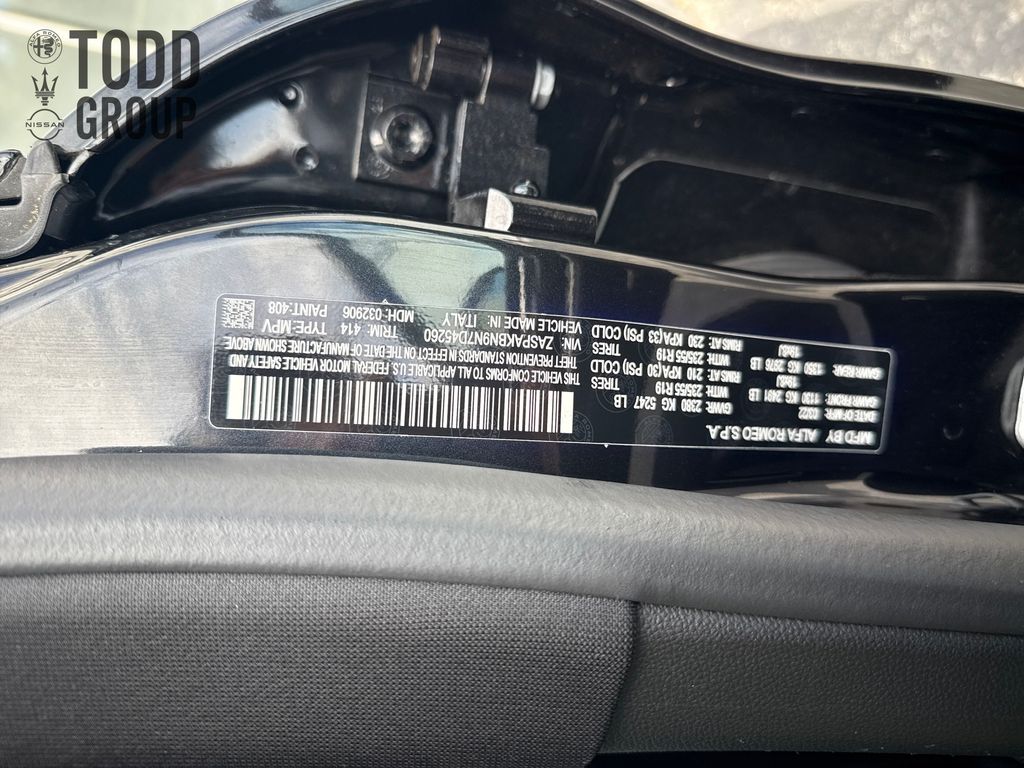 2022 Alfa Romeo Stelvio Ti photo 18