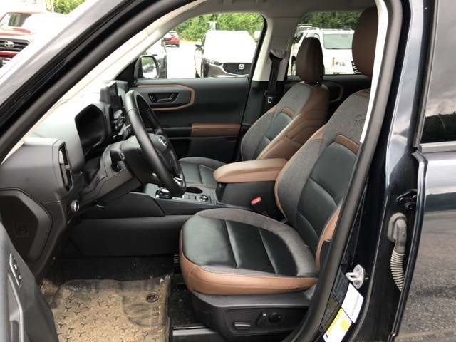 2023 Ford Bronco Sport Outer Banks photo 9