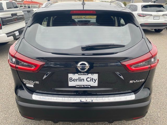 2022 Nissan Rogue Sport SV photo 4