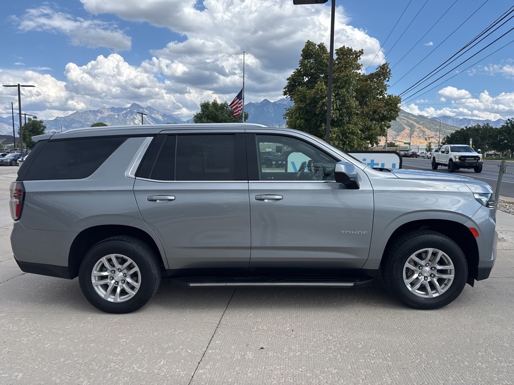 2023 Chevrolet Tahoe LT photo 2