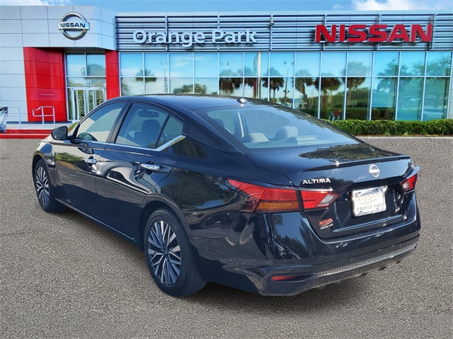 2024 Nissan Altima 2.5 SV photo 3