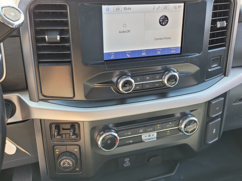 2022 Ford F-150 XLT photo 16