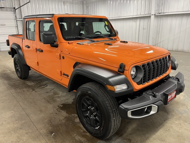 2025 Jeep Gladiator Sport's photo