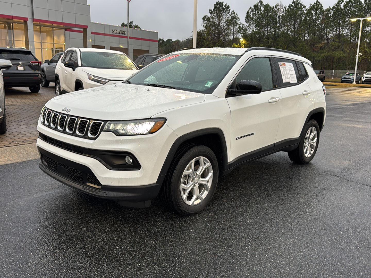 2024 Jeep Compass Latitude's photo