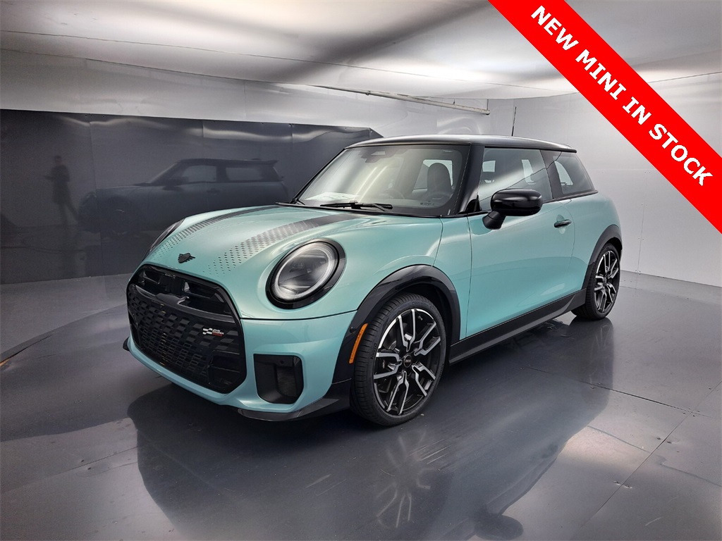 2026 Mini Cooper 2 Door Hardtop S Iconic photo 6