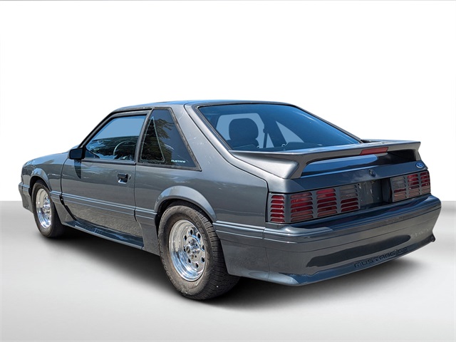 1989 Ford Mustang GT photo 5