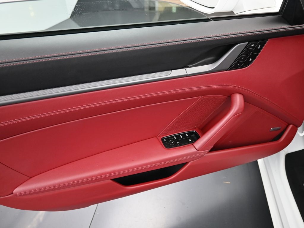 2024 Porsche 911 4S photo 19