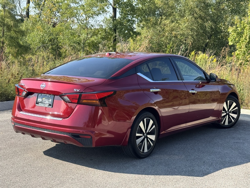 2022 Nissan Altima 2.5 SV photo 6