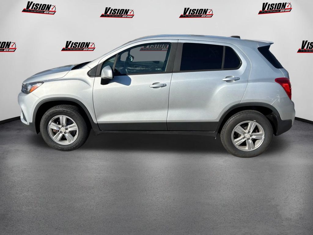 2017 Chevrolet Trax LS photo 8