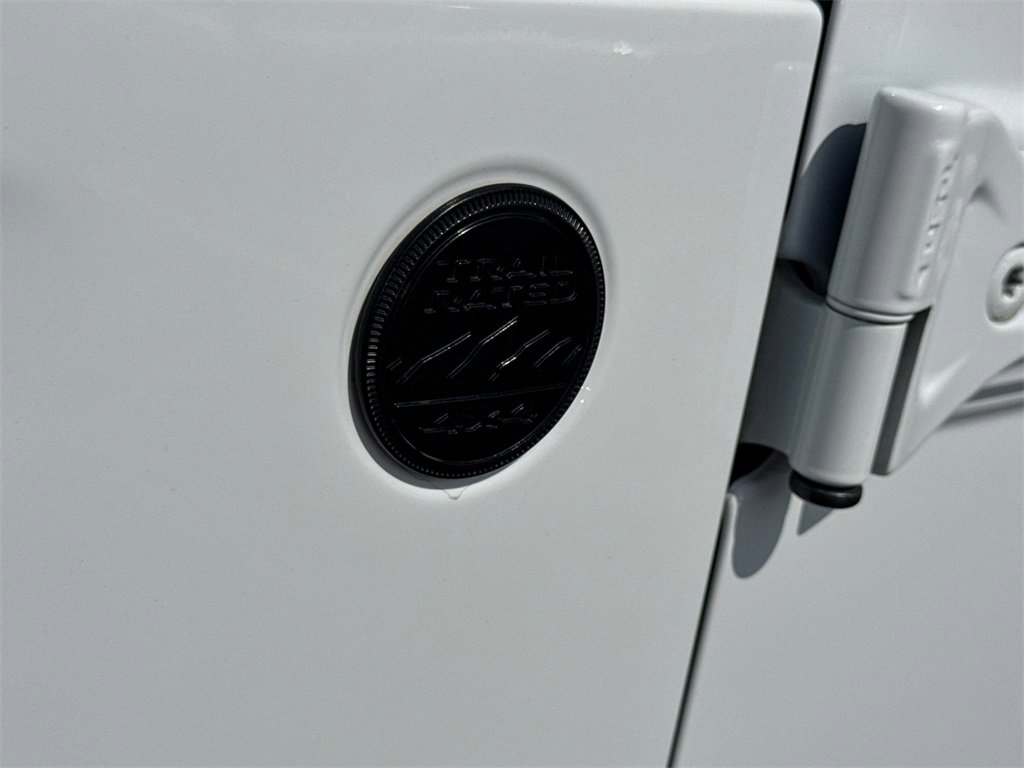 2022 Jeep Wrangler Unlimited High Tide photo 5