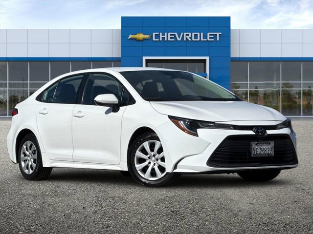 Used 2023 Toyota Corolla LE with VIN 5YFB4MDE3PP044178 for sale in Kansas City