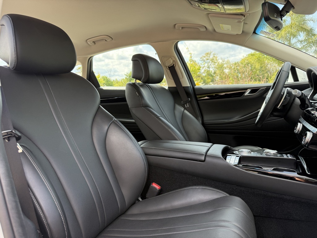 2024 Genesis G80 2.5T photo 33