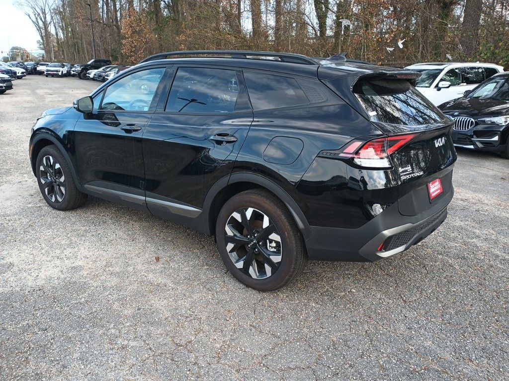 2023 Kia Sportage X-Line photo 2