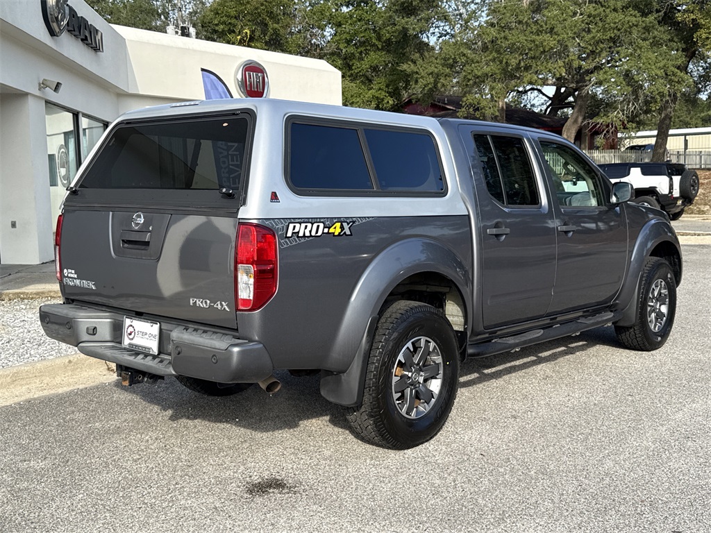 2018 Nissan Frontier PRO-4X photo 3