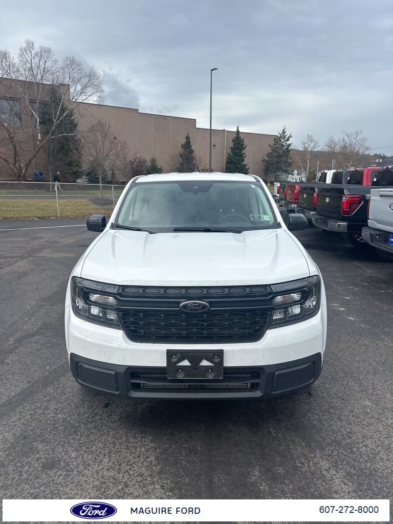 2023 Ford Maverick XLT photo 2