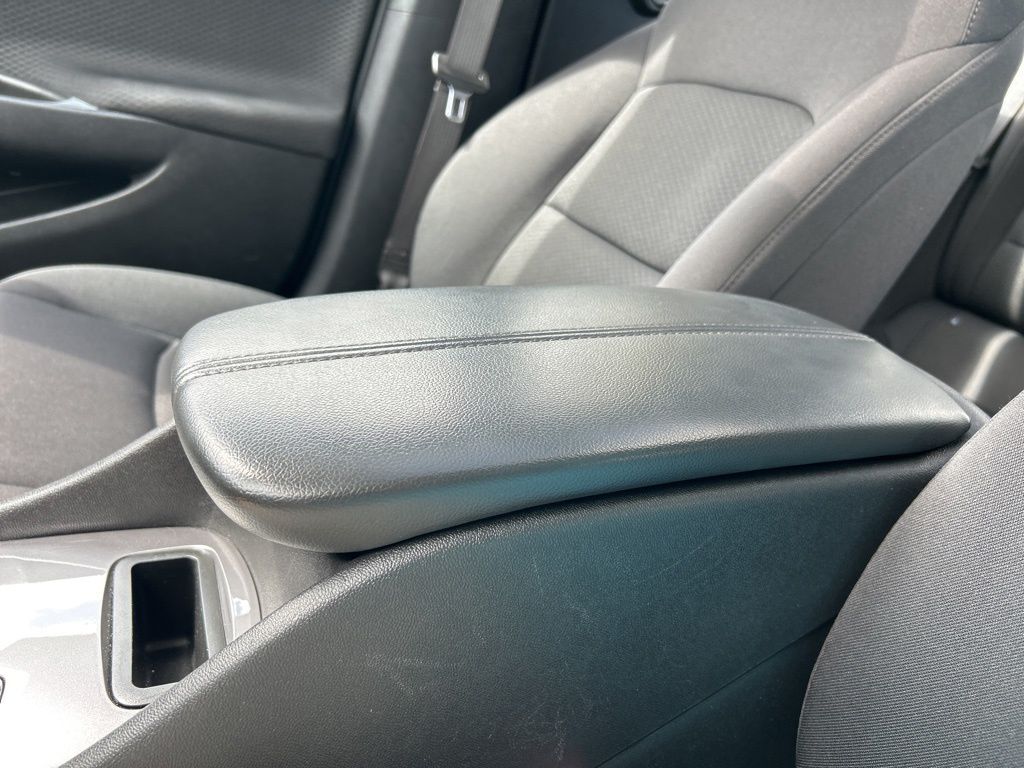 2023 Chevrolet Malibu 1LT photo 28