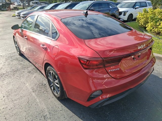 2023 Kia Forte LXS photo 9