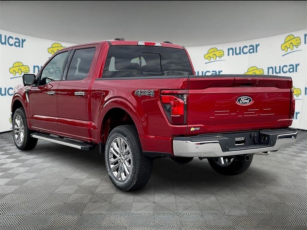 2025 Ford F-150 XLT photo 4