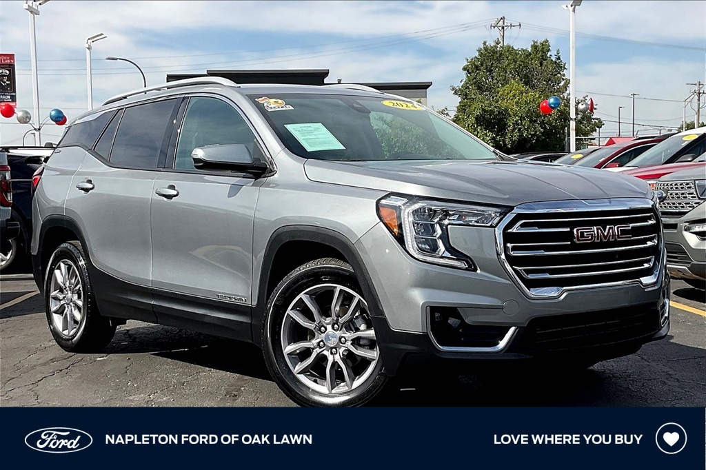 2024 GMC Terrain SLT's photo