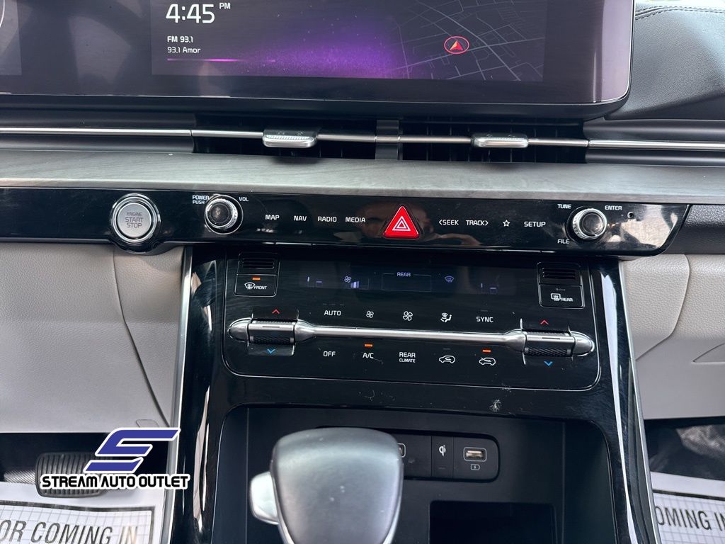 2024 Kia Carnival SX photo 28