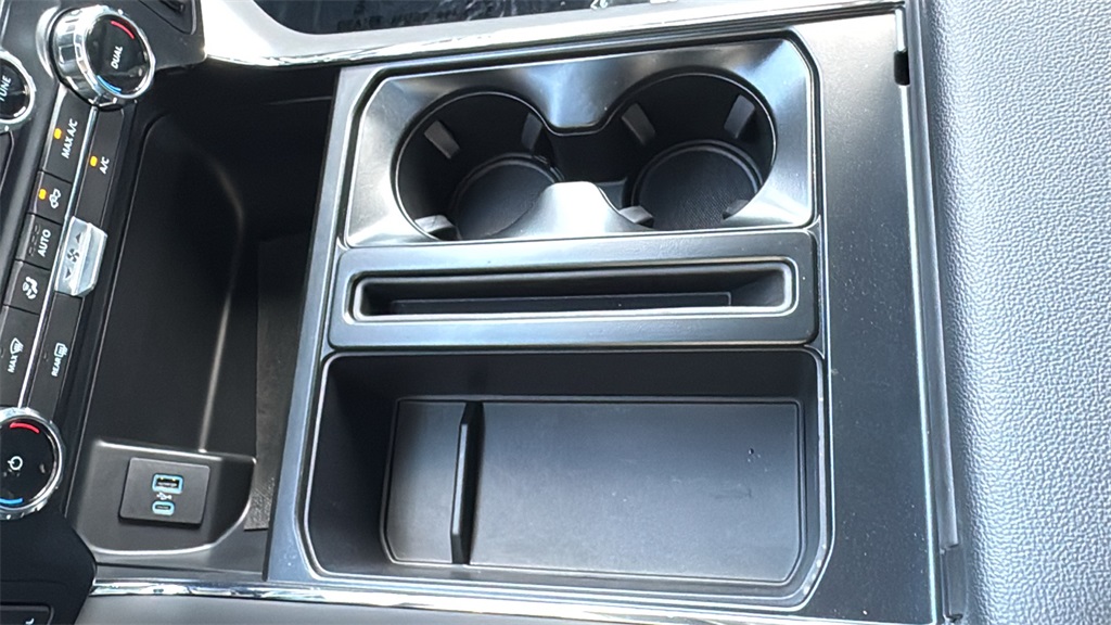 2024 Ford F-150 XLT photo 16