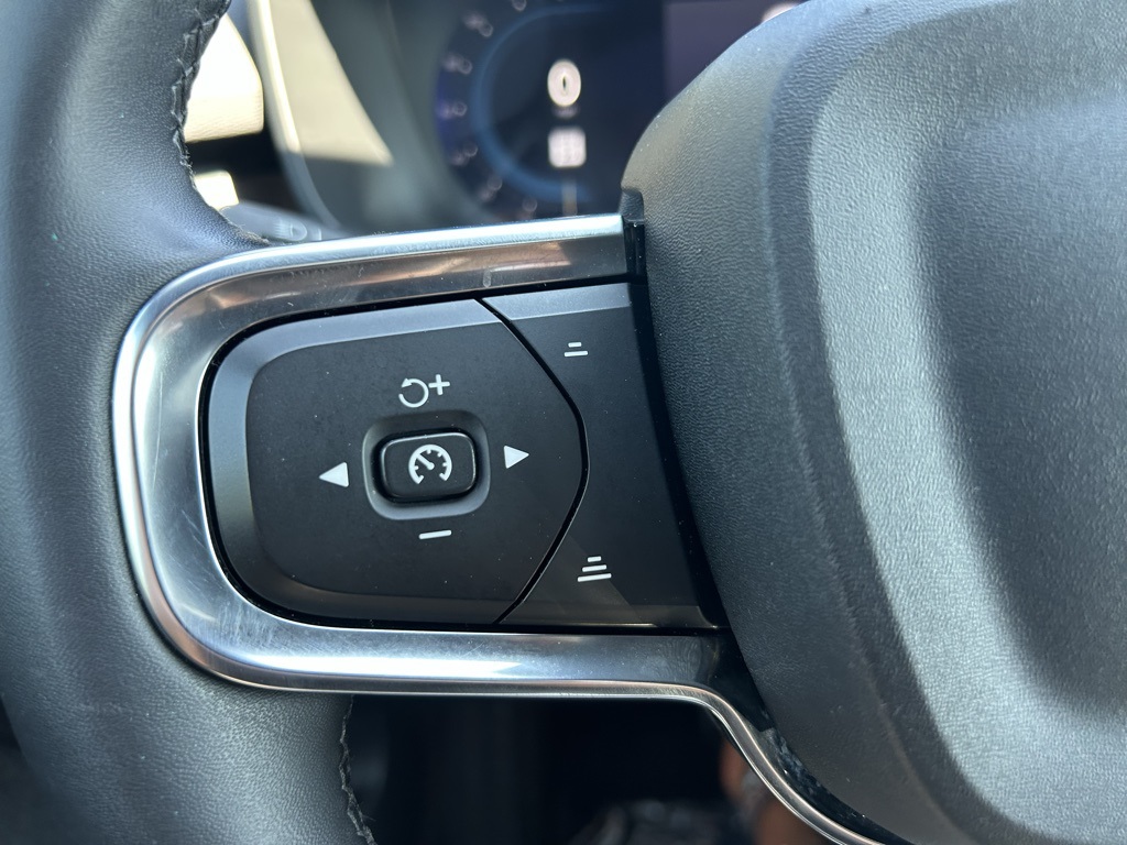 2023 Volvo C40 Recharge Ultimate photo 14