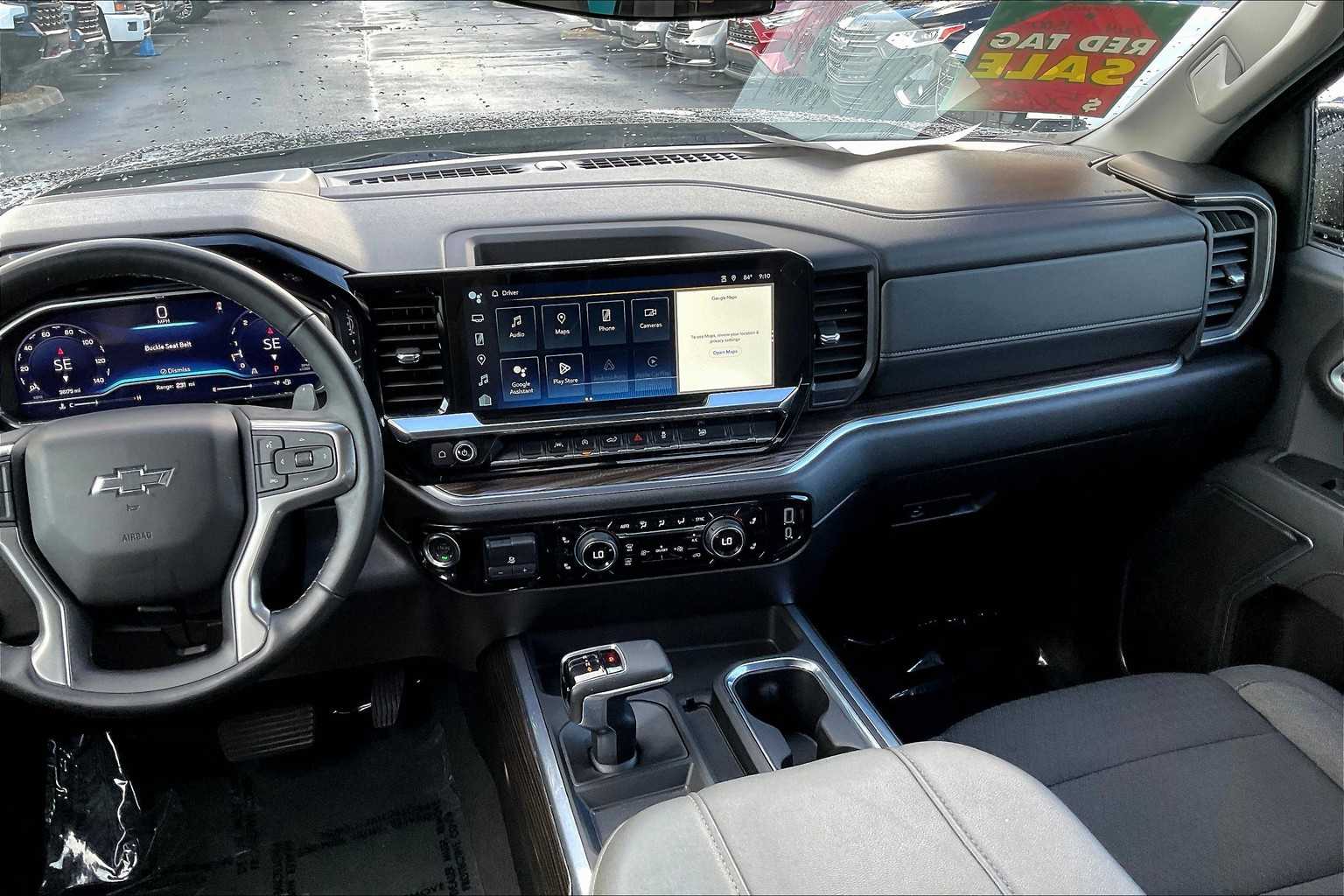 2024 Chevrolet Silverado 1500 RST photo 6