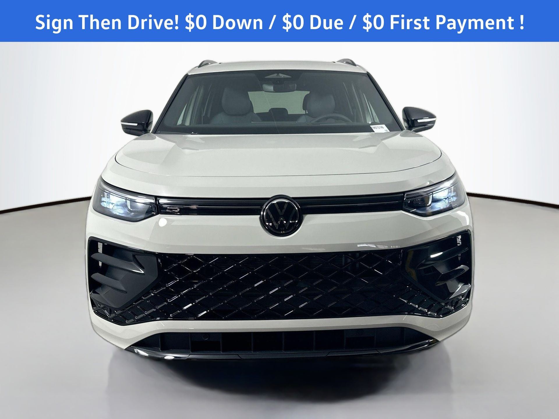 2026 Volkswagen Tiguan SE R-LINE BLACK