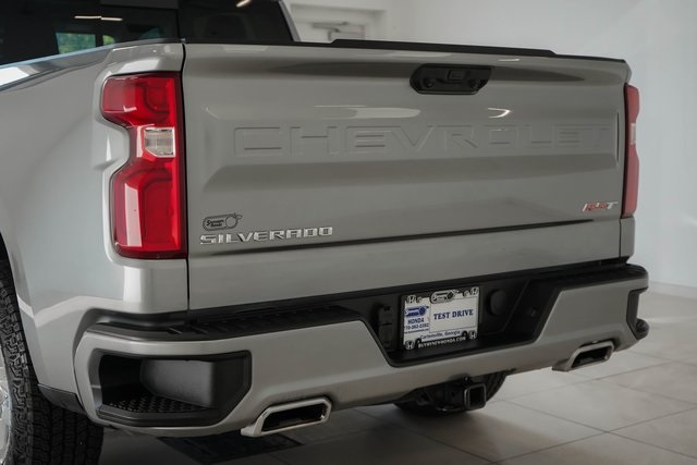 2024 Chevrolet Silverado 1500 RST photo 10