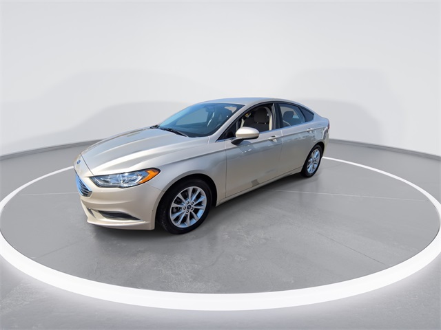 2017 Ford Fusion SE photo 4
