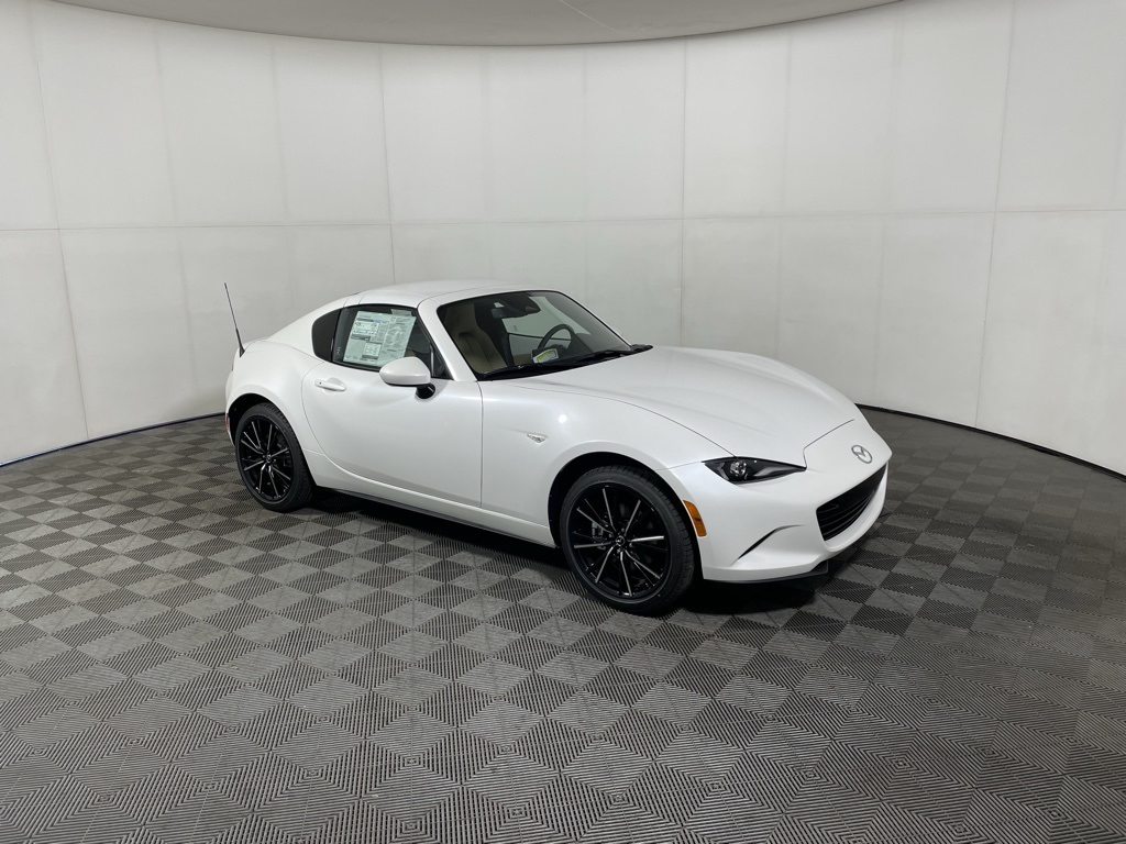 2025 Mazda MX-5 Miata RF Grand Touring's photo