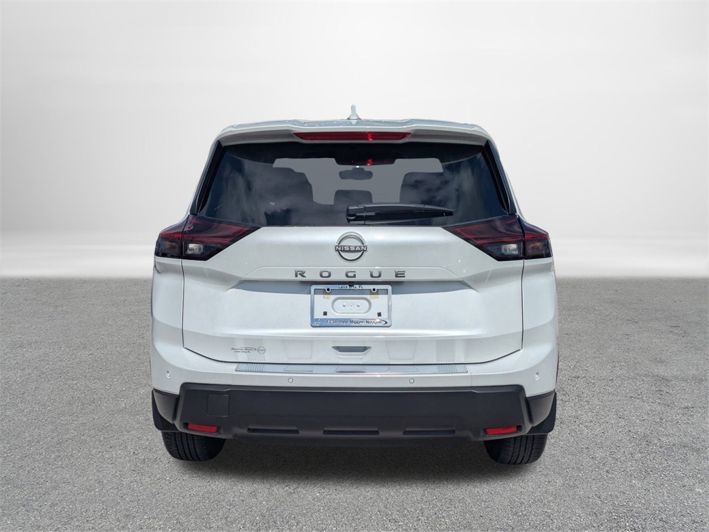 2025 Nissan Rogue SV photo 4