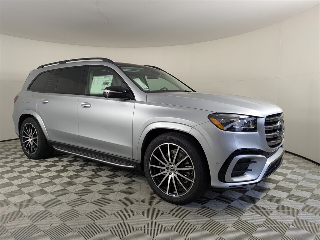 2026 Mercedes-Benz GLS Base's photo
