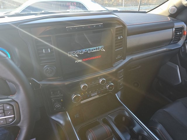 2024 Ford F-150 Raptor photo 3