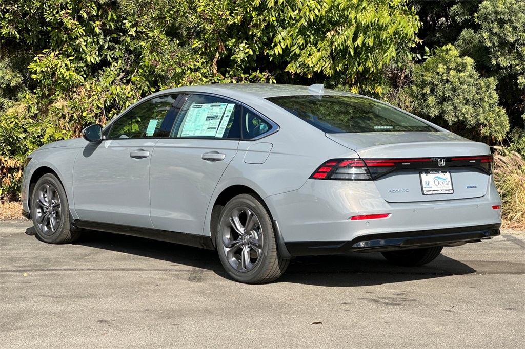 2025 Honda Accord Hybrid EX-L photo 4