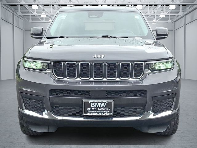 2023 Jeep Grand Cherokee Laredo photo 2