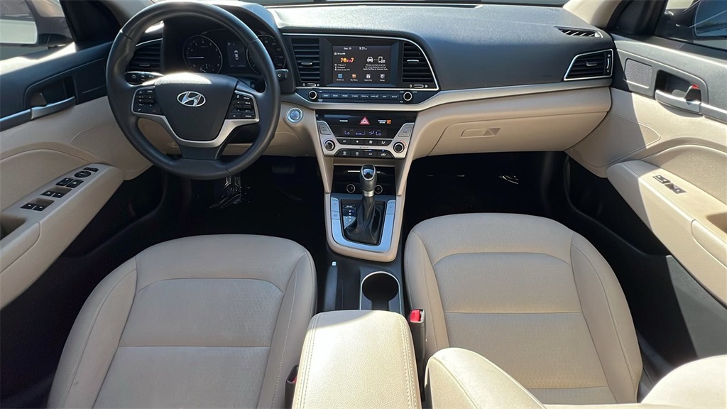 2017 Hyundai Elantra Value Edition photo 5