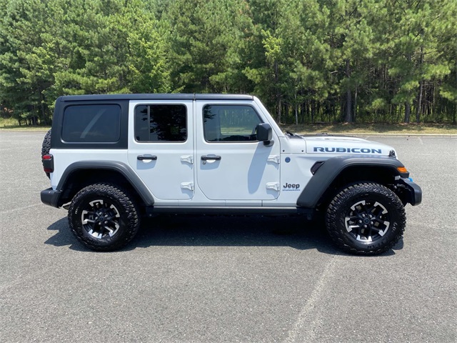 2024 Jeep Wrangler Rubicon 4xe photo 2