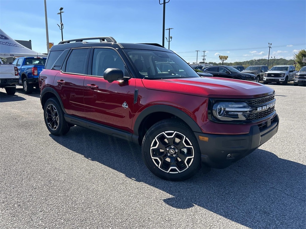 2025 Ford Bronco Sport Outer Banks photo 2