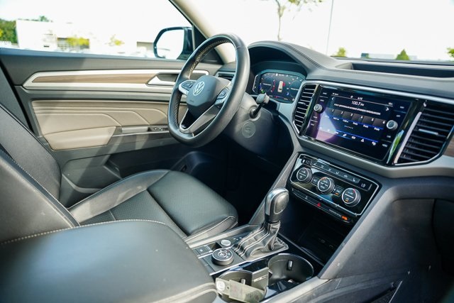 2022 Volkswagen Atlas SEL photo 38