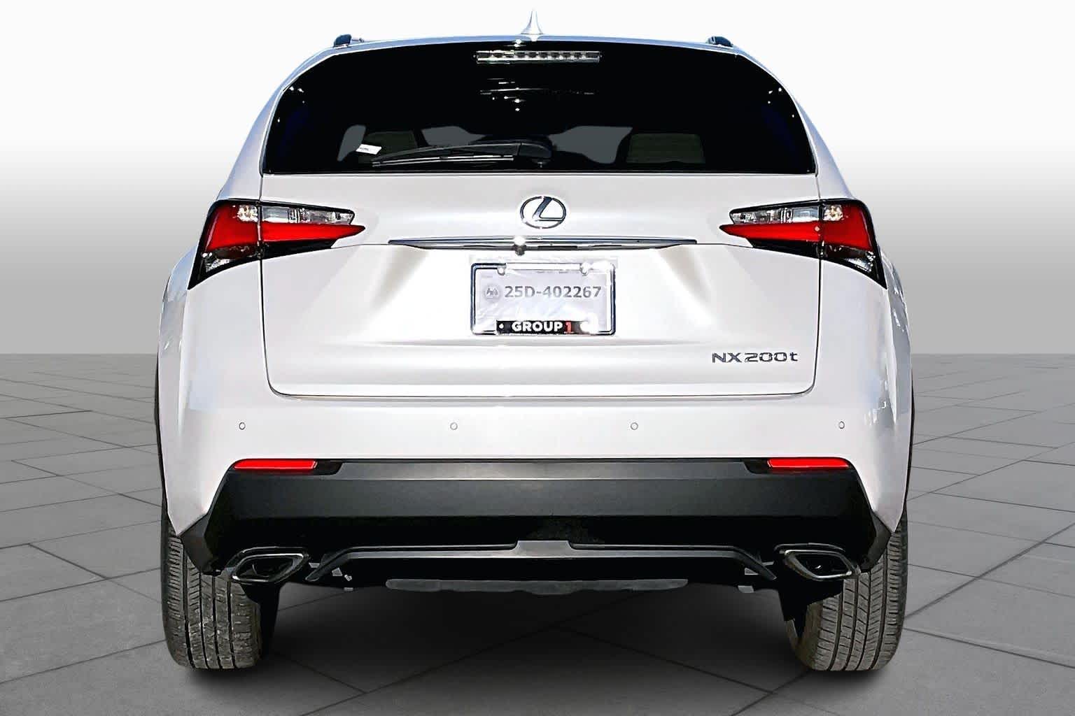 2015 Lexus NX 200t Luxury photo 3