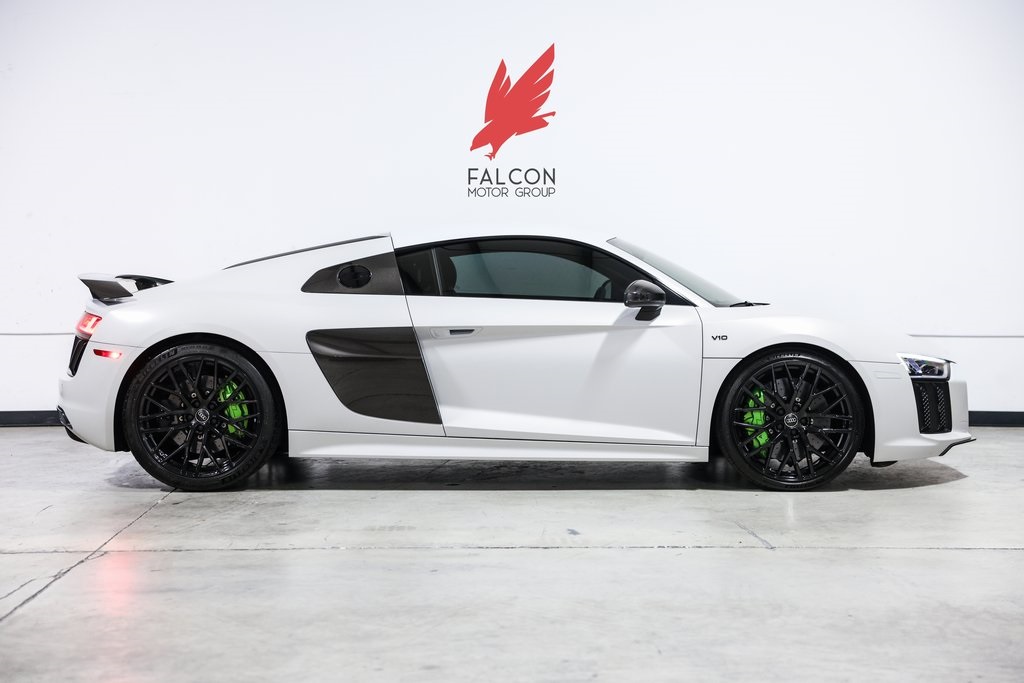 2017 Audi R8 Base's photo