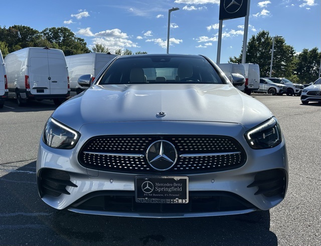 2022 Mercedes Benz E 350 4MATIC photo 2
