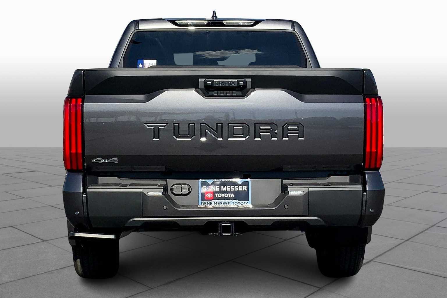 2026 Toyota Tundra SR5 CrewMax photo 4