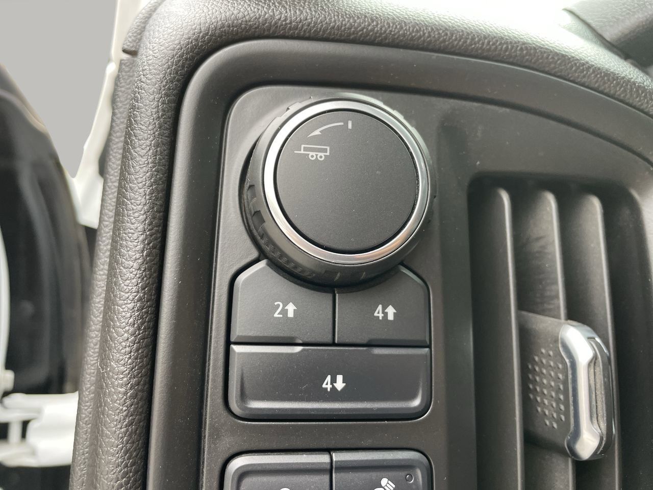 2024 Chevrolet Silverado 3500HD Work Truck photo 22
