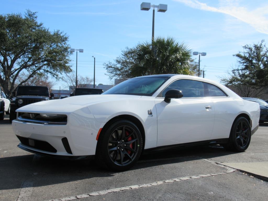 2024 Dodge Charger R/T Scat Pack photo 4