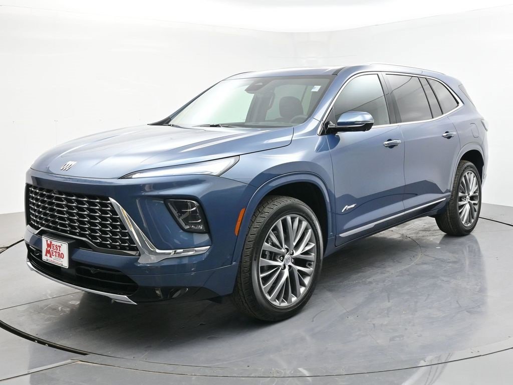 2026 Buick Enclave Avenir's photo