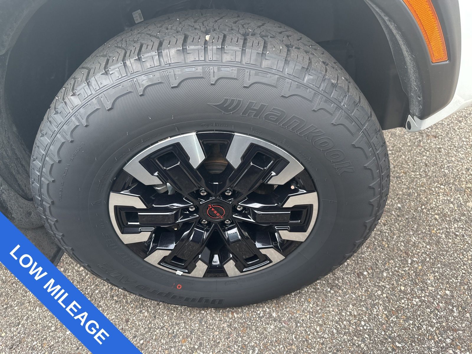 2024 Nissan Frontier PRO-4X photo 4