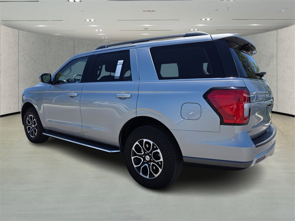 2022 Ford Expedition XLT photo 4